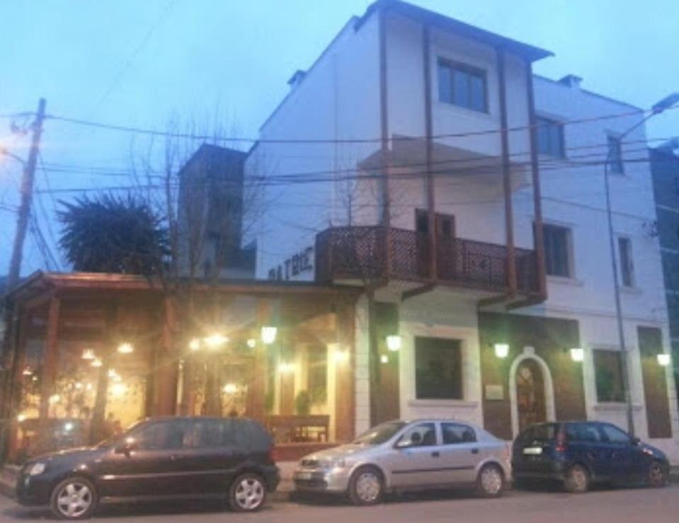 Boutique Artist Hotel Tirana Exterior foto