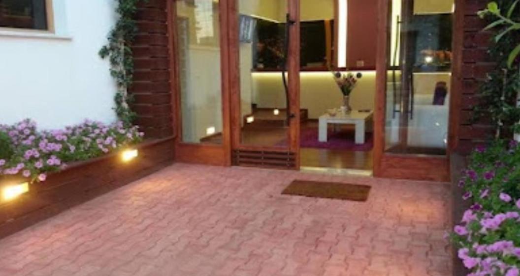 Boutique Artist Hotel Tirana Exterior foto