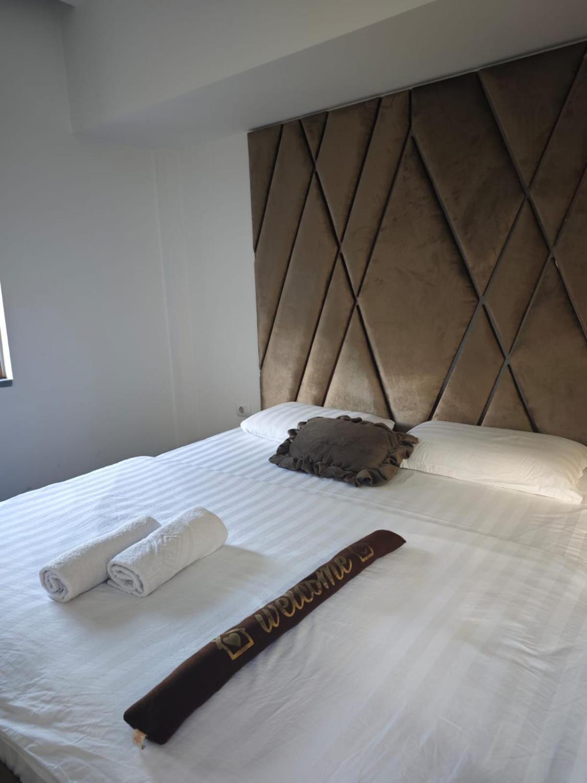 Boutique Artist Hotel Tirana Exterior foto