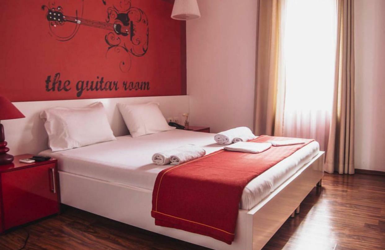 Boutique Artist Hotel Tirana Exterior foto